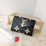 VICTORINE WALLET